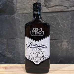 Ballantines Edición John Lennon x700 cc
