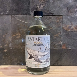 Antártica Vodka 33 Destilaciones