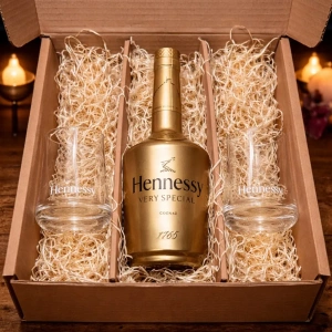 Cognac Hennessy Very Special + 2 Copas