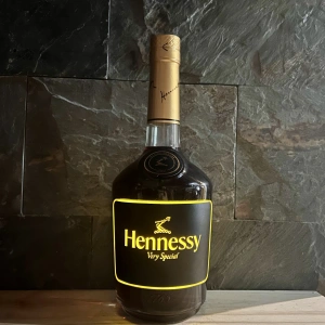 Hennessy Very Special Luminous