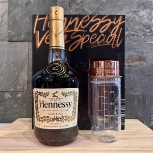 Hennesy Very Special Alchemy Estuche Cognac